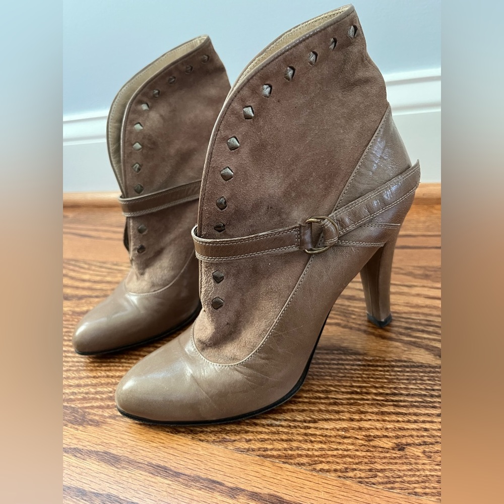 Yves Saint Laurent YSL vintage taupe leather booties